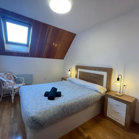 Apartment Alba4 *